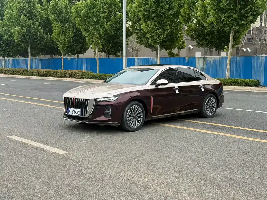 Hongqi H5 — фото 1