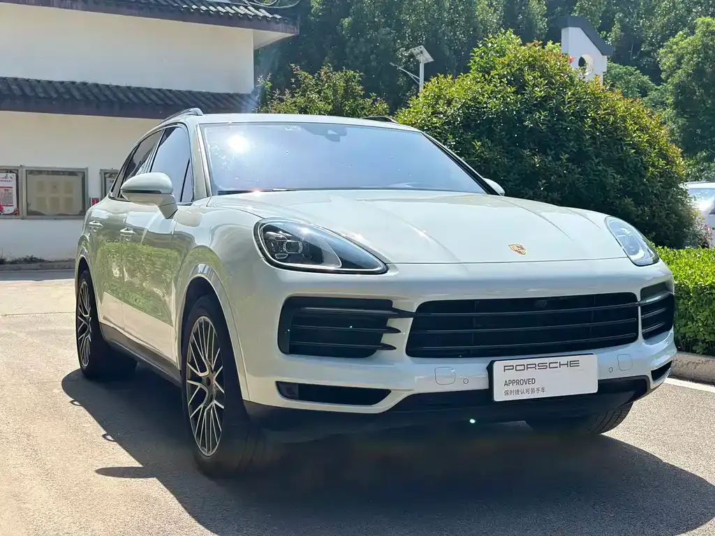 Porsche Cayenne — фото 2