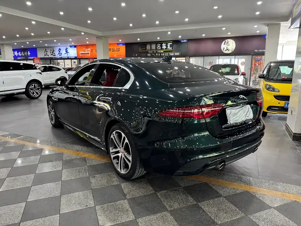 Jaguar XEL — фото 10