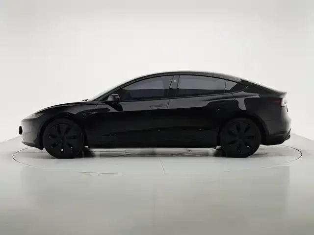 Tesla Model 3 — фото 6