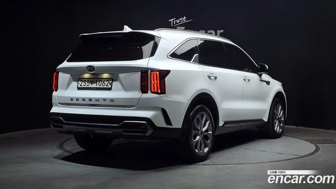 Kia Sorento — фото 3