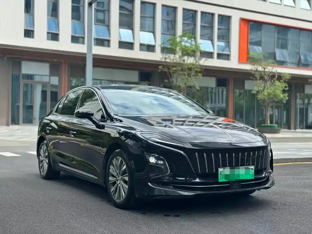 Hongqi E-QM5 — фото 5