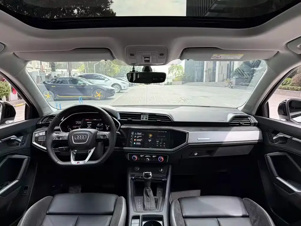 Audi Q3 Sportback — фото 5