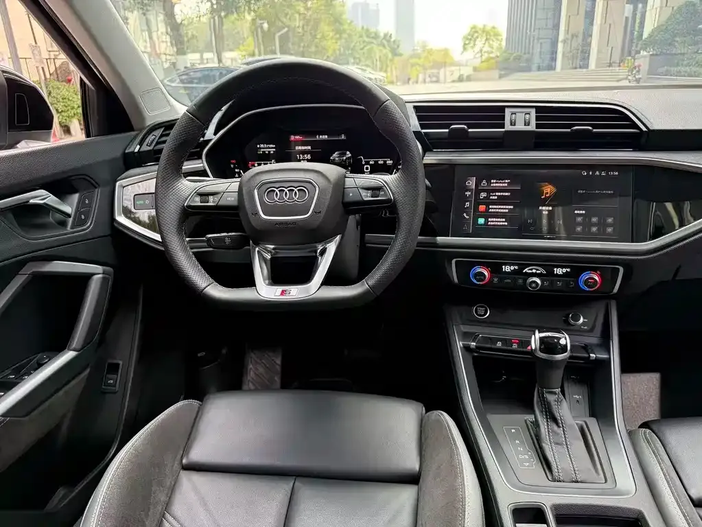 Audi Q3 Sportback — фото 6