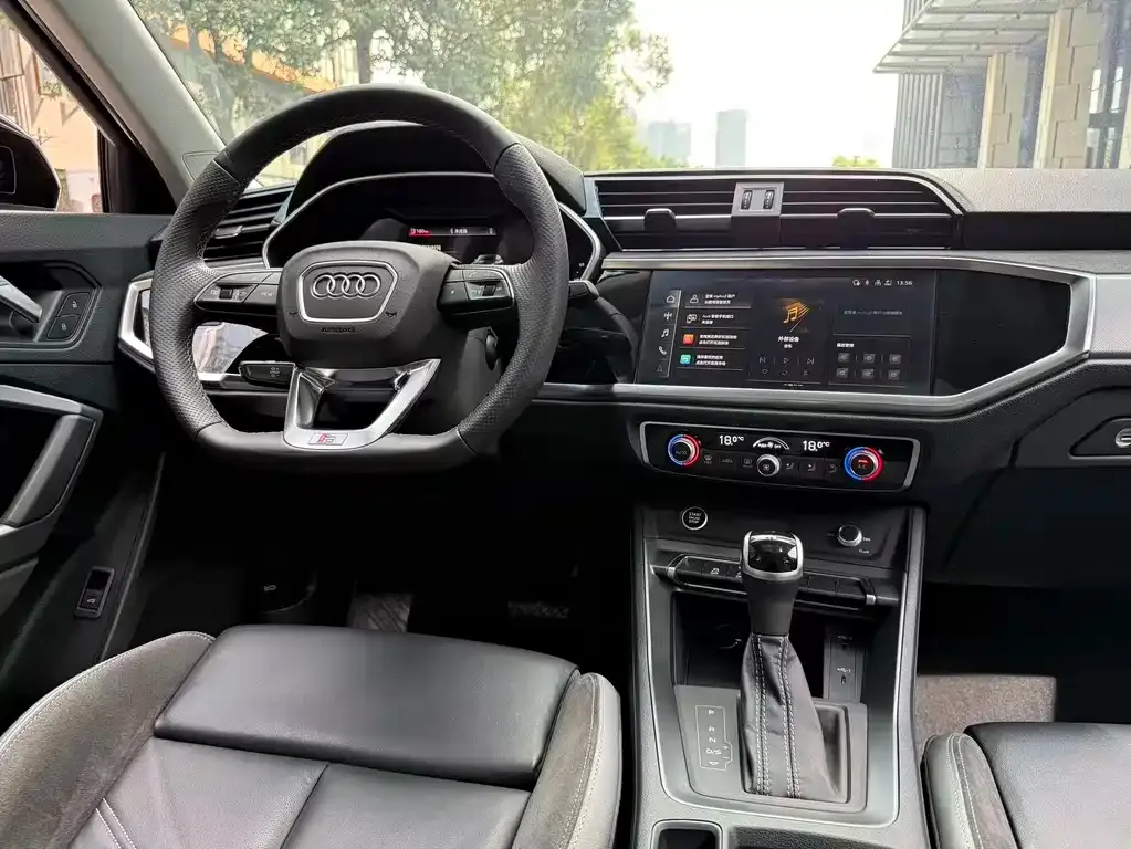 Audi Q3 Sportback — фото 3