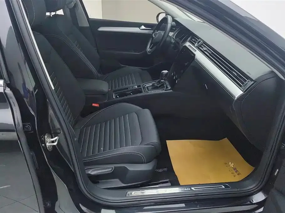 Volkswagen Magotan 2021 из CN, фото 5