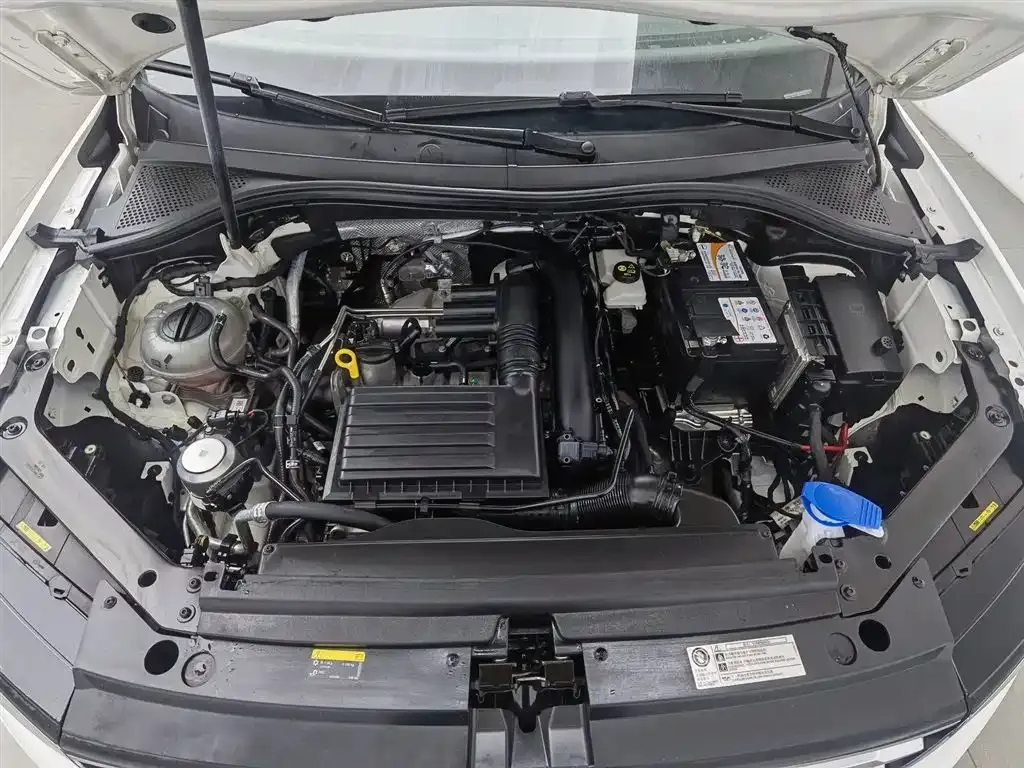 Volkswagen Tiguan L 2021 из CN, фото 8