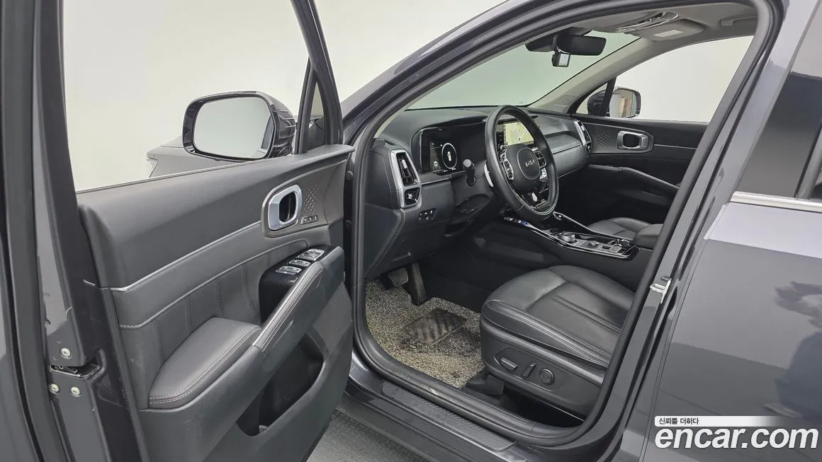 Kia Sorento — фото 7