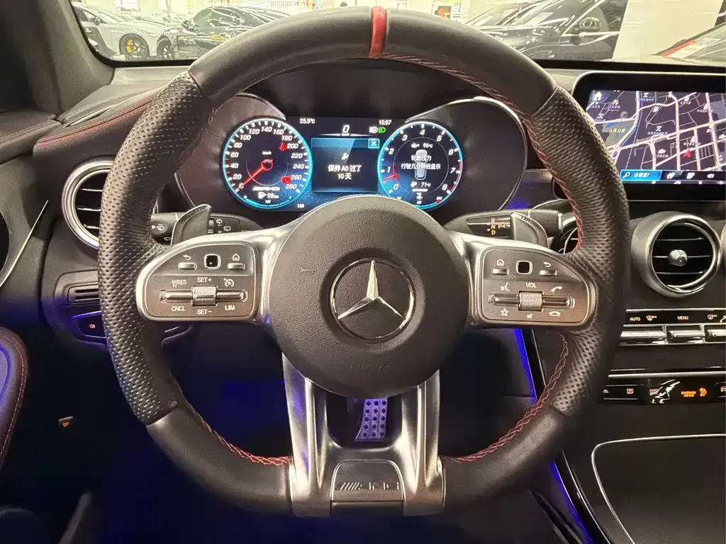 Mercedes-Benz GLC AMG — фото 8