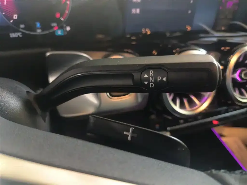 Mercedes-Benz GLB 2024 из CN, фото 3