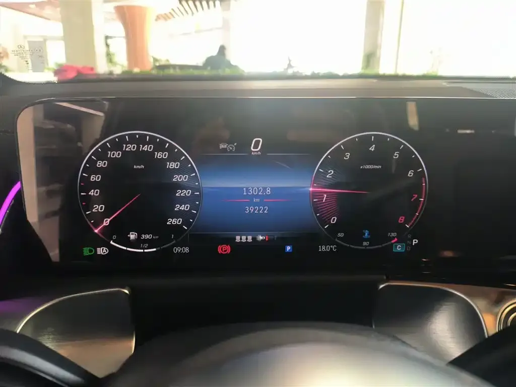 Mercedes-Benz GLB 2024 из CN, фото 2