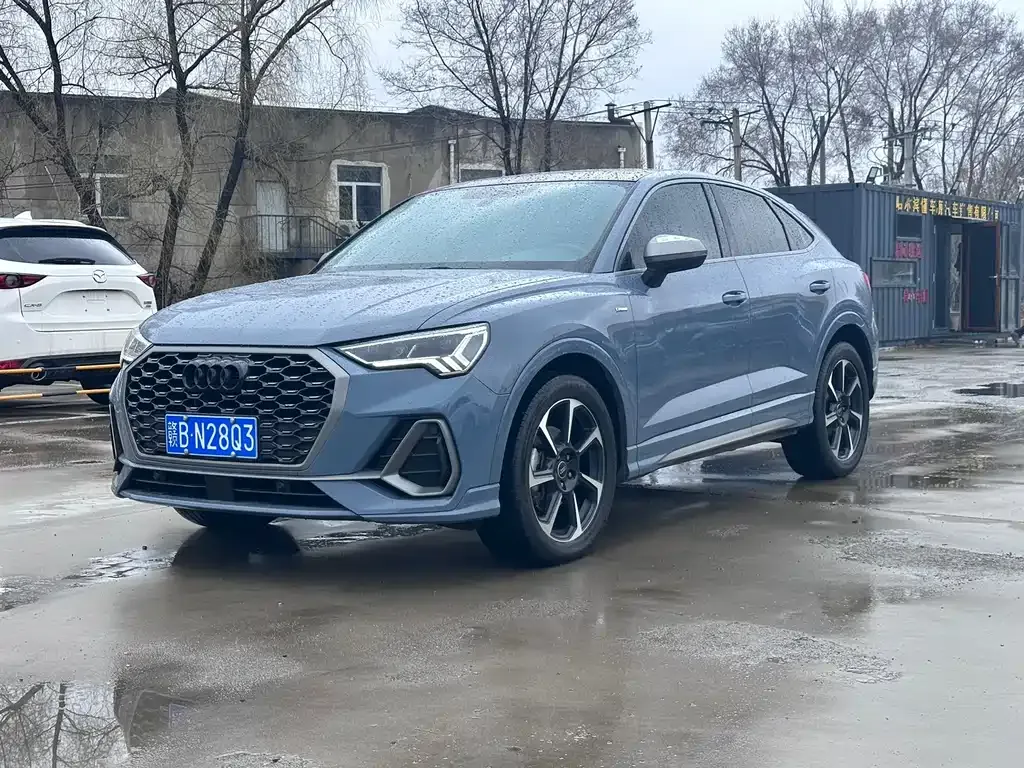 Audi Q3 Sportback — фото 1