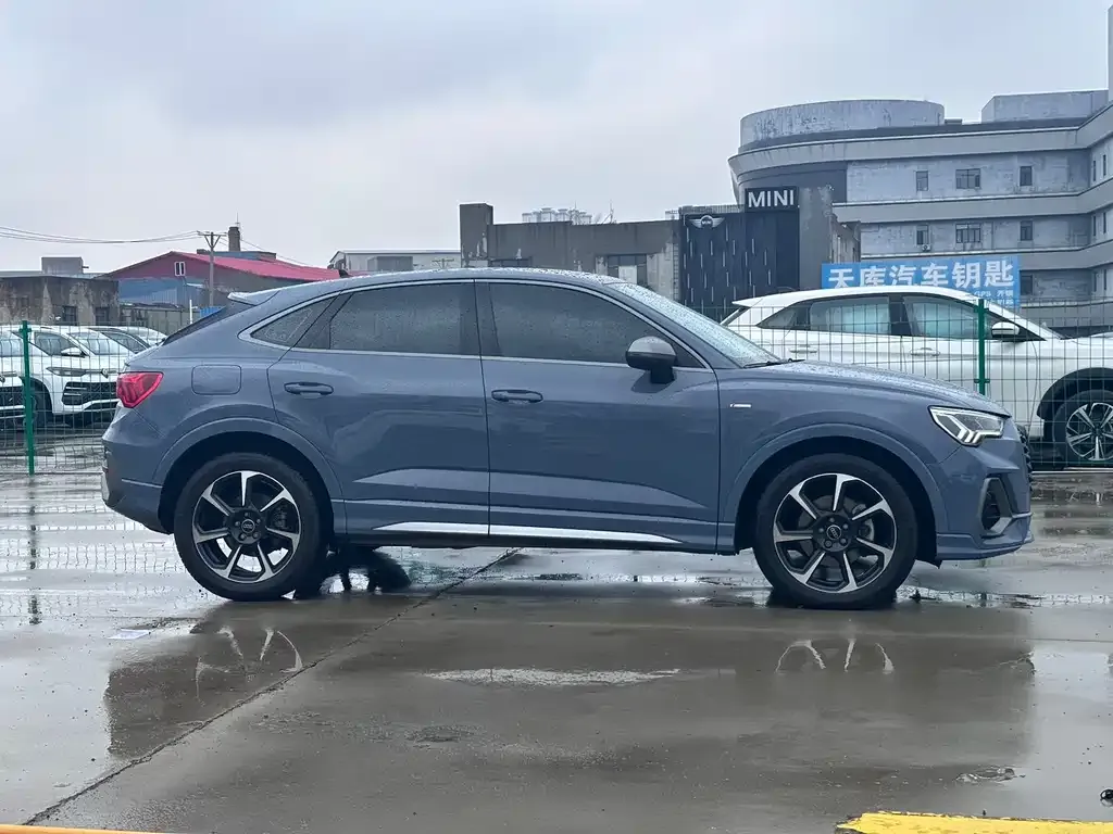 Audi Q3 Sportback — фото 2