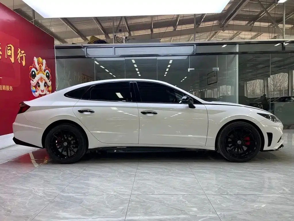 Hyundai Sonata — фото 2