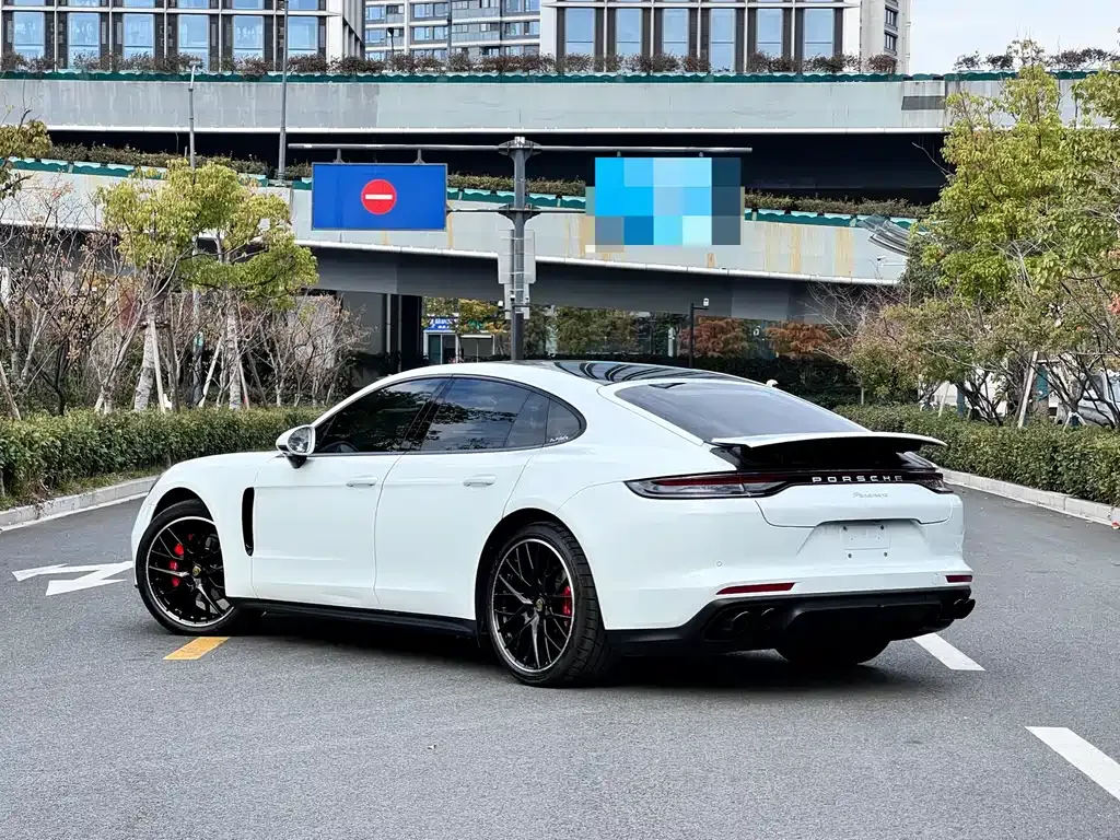 Porsche Panamera — фото 10