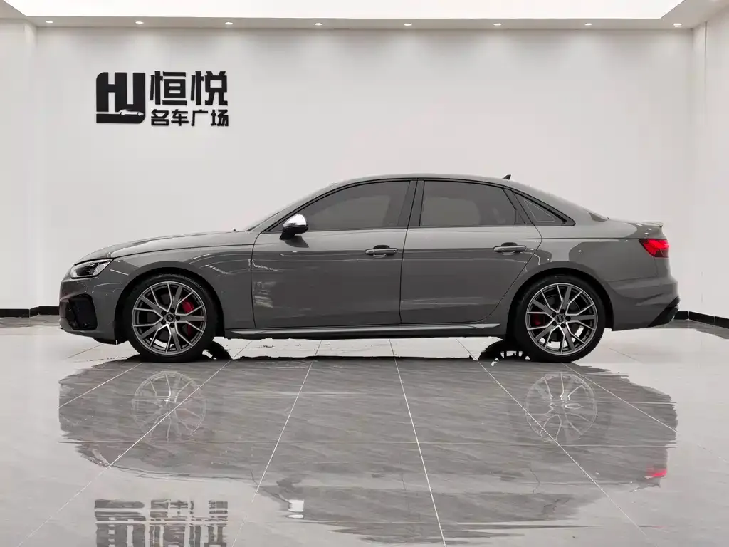 Audi S4 2023 из CN, фото 3