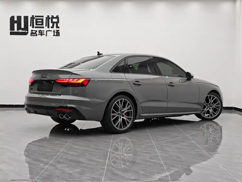 Audi S4 2023 из CN, фото 5