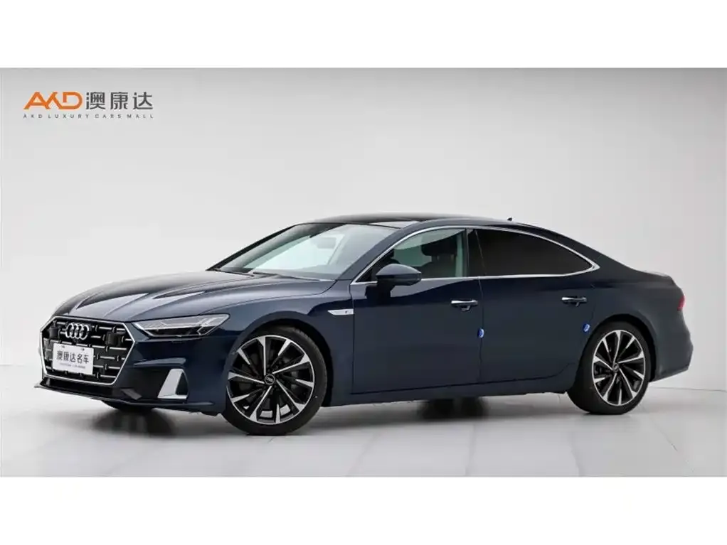Audi A7L — фото 1