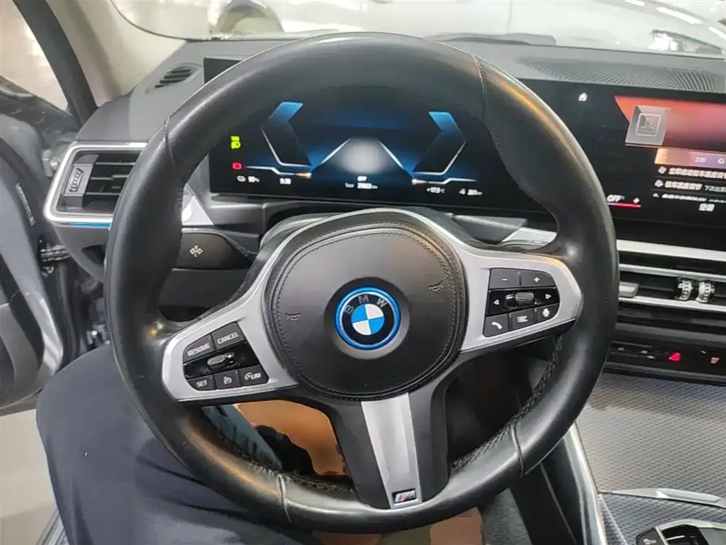 BMW i3 — фото 7