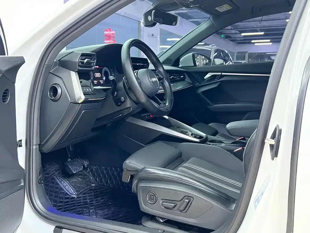 Audi A3 — фото 10