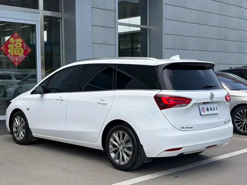Buick GL6 2023 из CN, фото 6