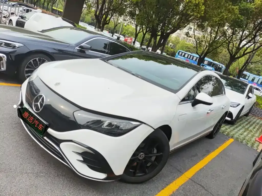 Mercedes-Benz EQE