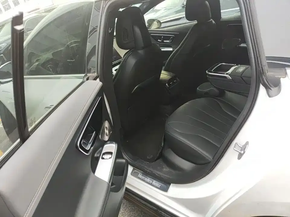 Mercedes-Benz EQE 2023 из CN, фото 2