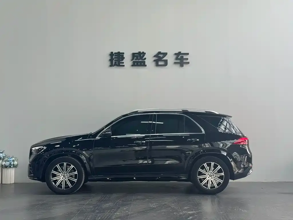 Mercedes-Benz GLE — фото 7