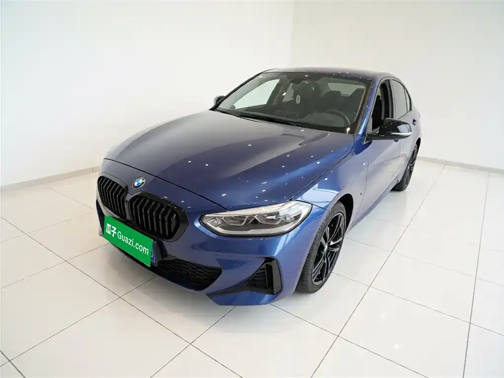 BMW 1 Series — фото 1