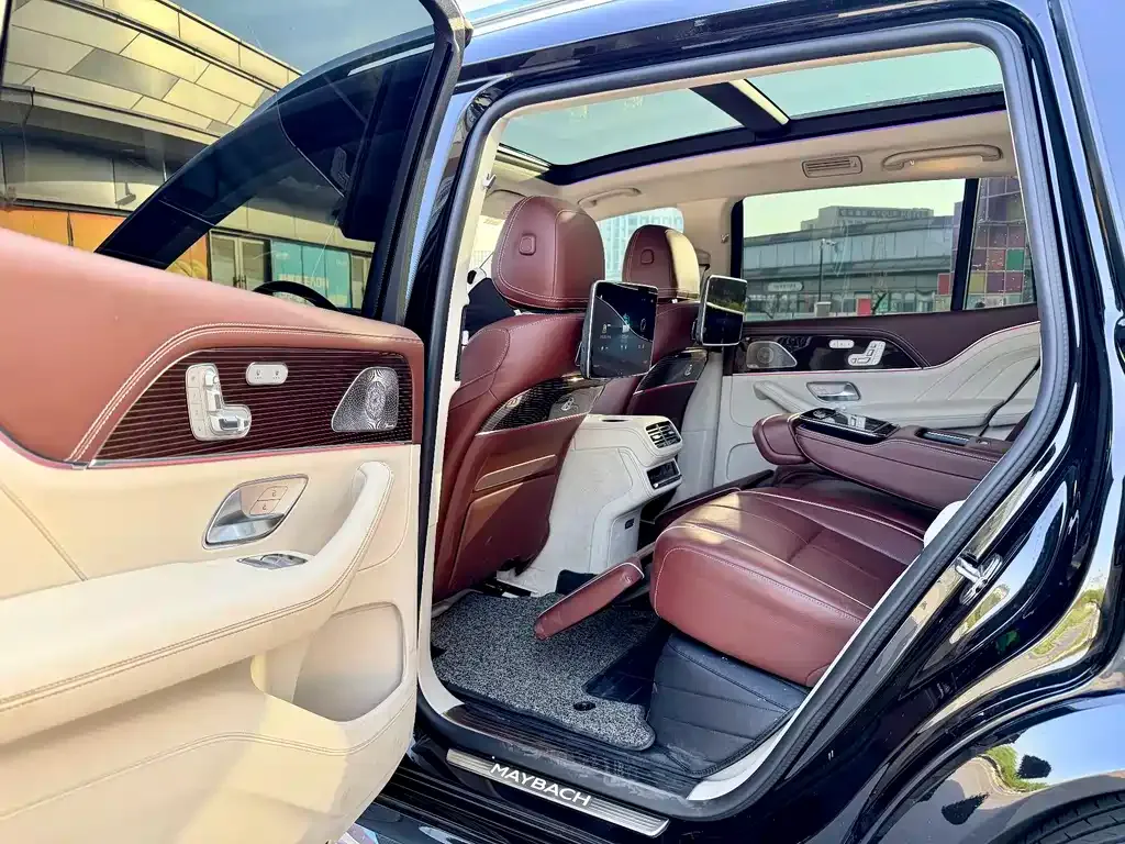 Mercedes-Benz GLS — фото 5