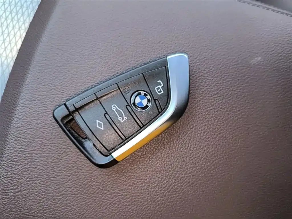 BMW 3 Series — фото 9