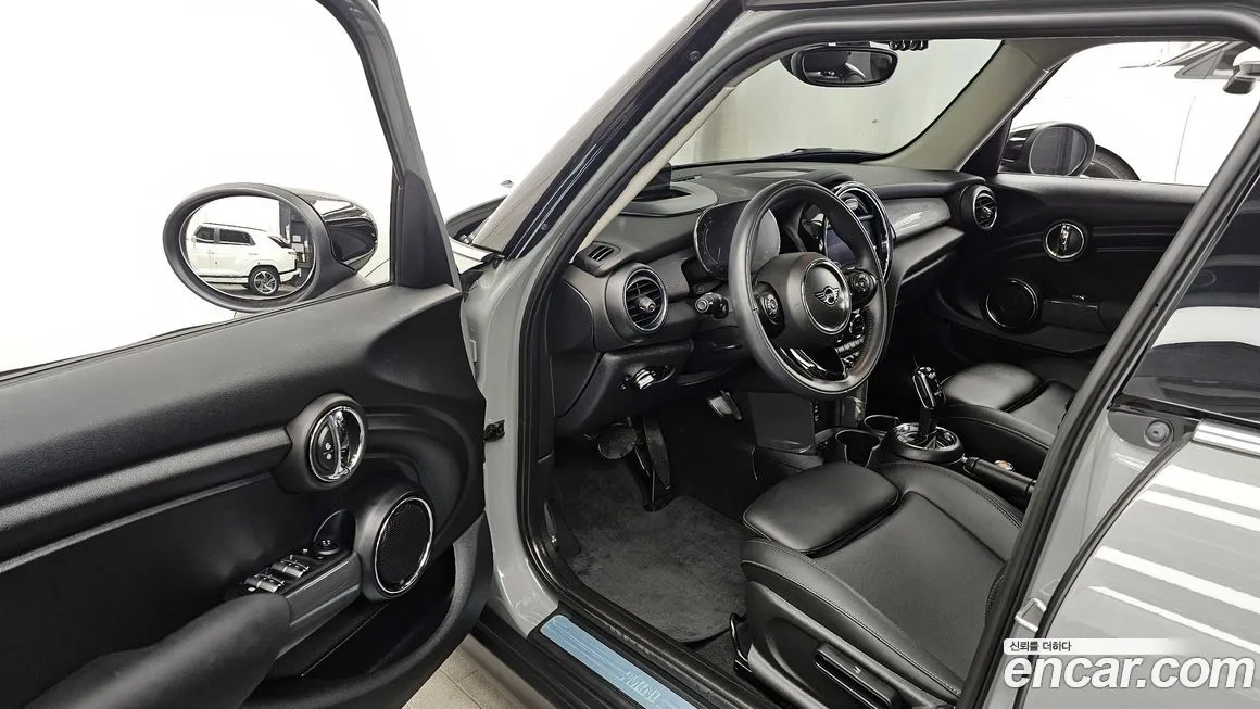 Mini Cooper 2021 из KR, фото 5