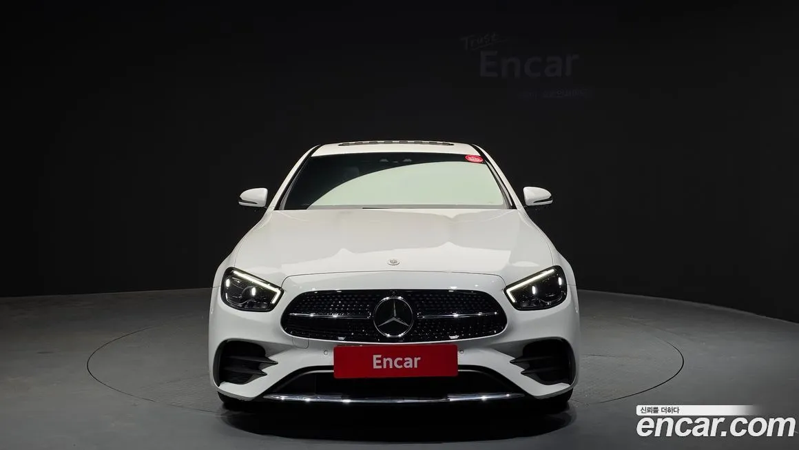 Mercedes-Benz E-Class — фото 5
