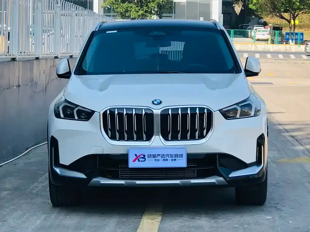 BMW X1 — фото 2