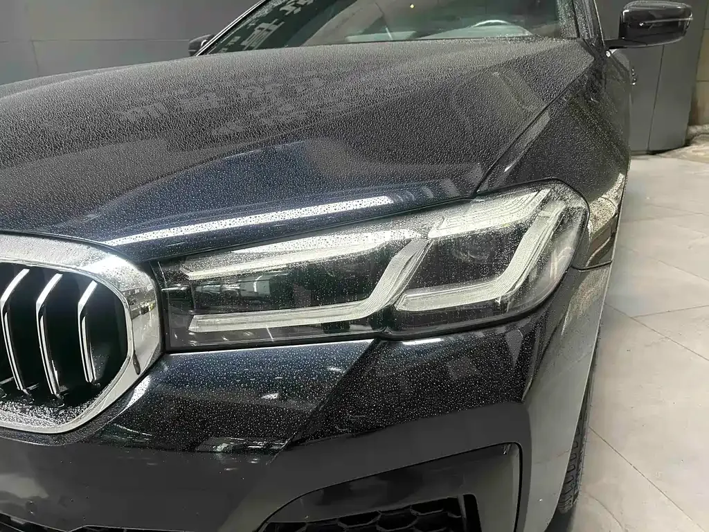 BMW 5 Series — фото 10