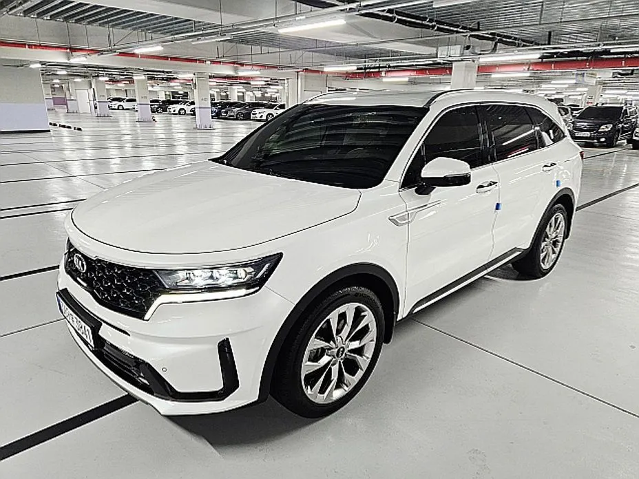 Kia Sorento — фото 1