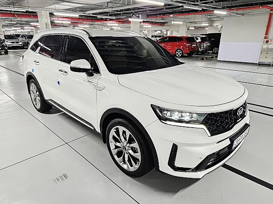Kia Sorento — фото 3