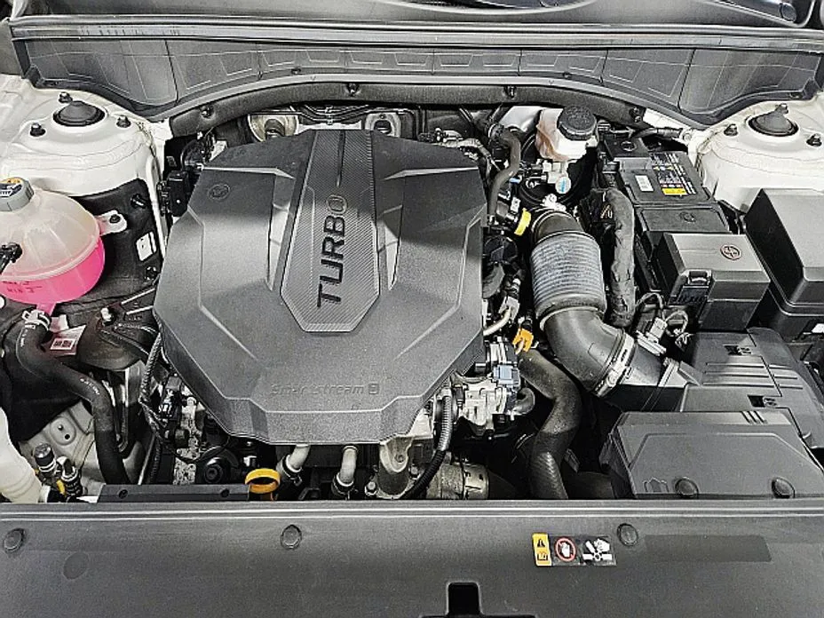 Kia Sorento — фото 10