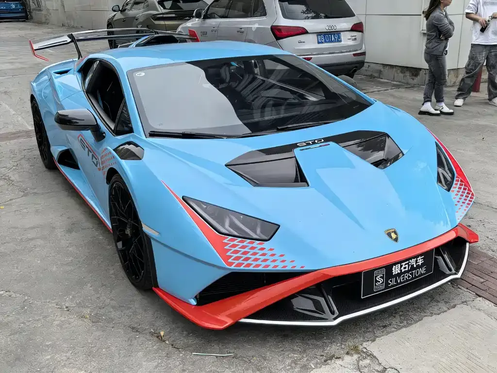 Lamborghini Huracan — фото 10