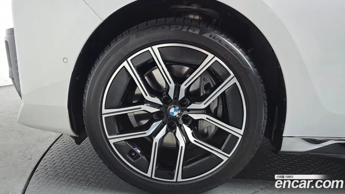 BMW 7-Series 2024 из KR, фото 7