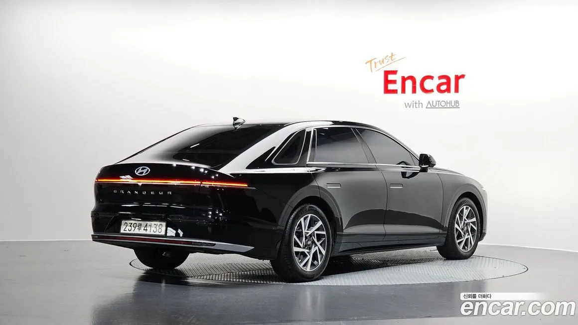 Hyundai Grandeur 2023 из KR, фото 2