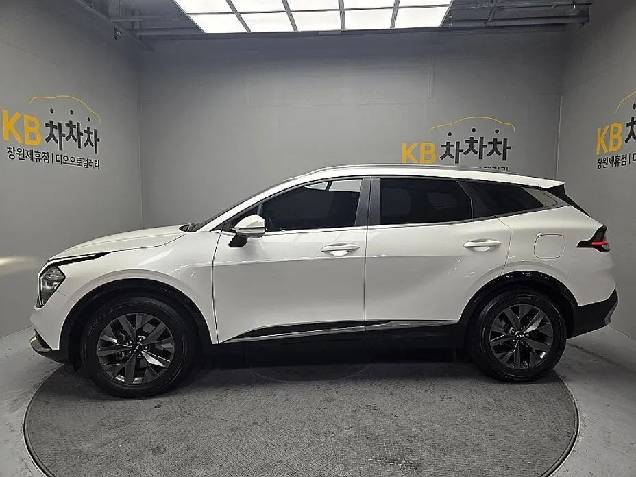 Kia Sportage — фото 6