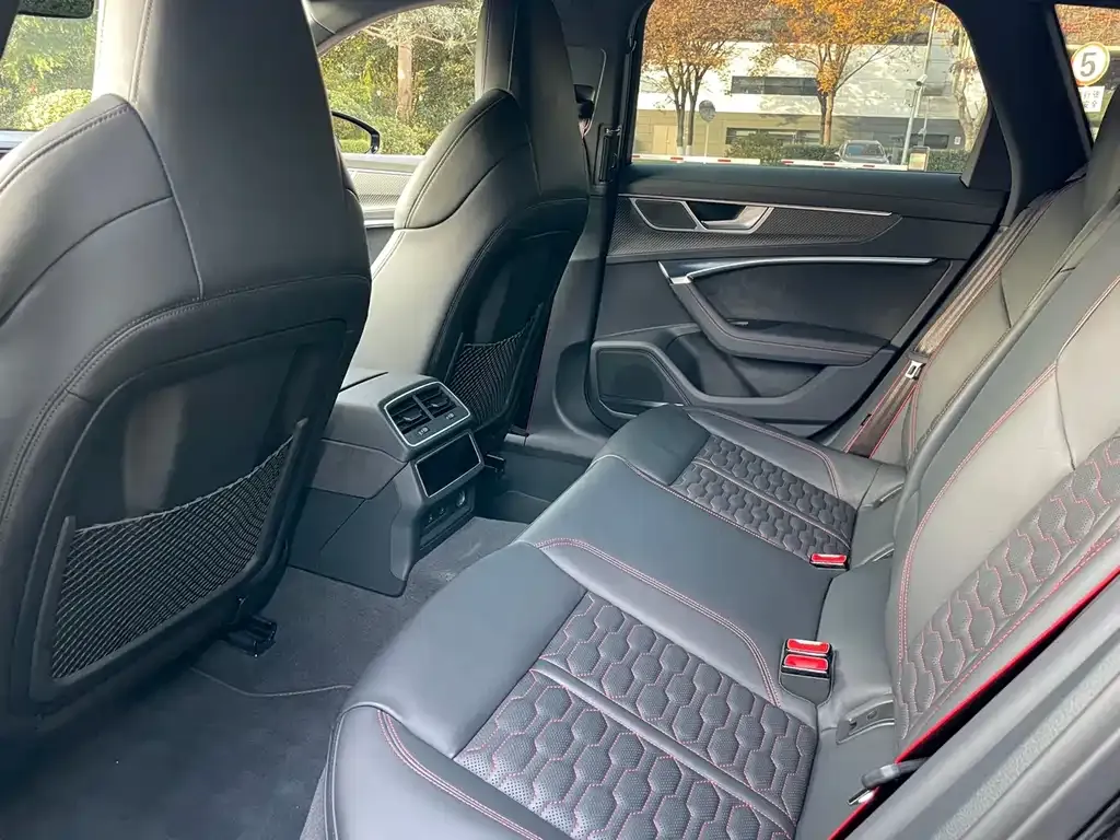 Audi RS 6 2022 из CN, фото 2