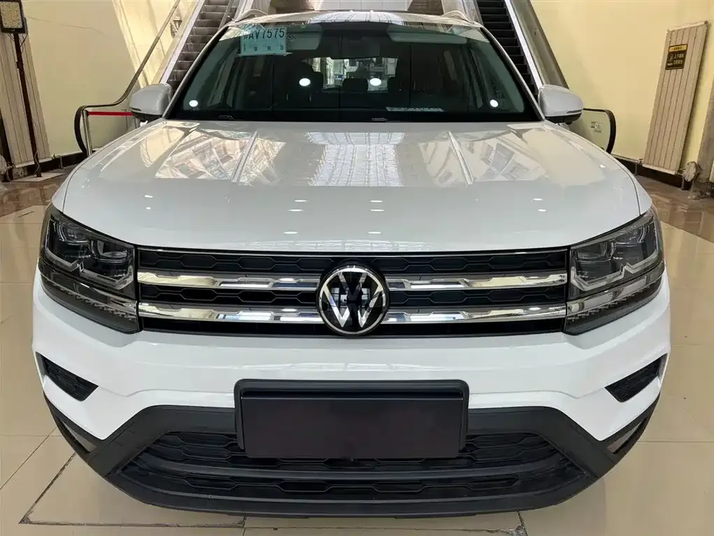 Volkswagen Tharu — фото 5