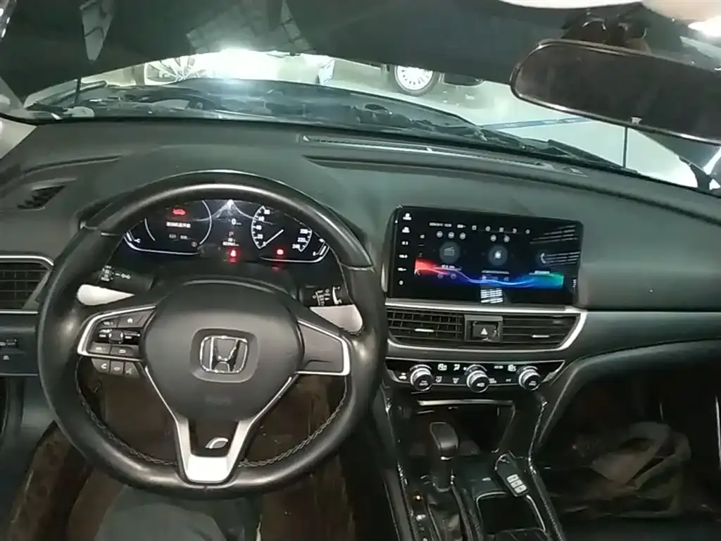 Honda Accord — фото 6