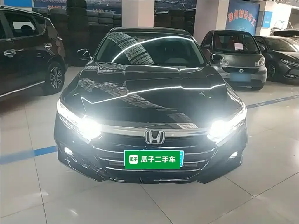 Honda Accord — фото 3