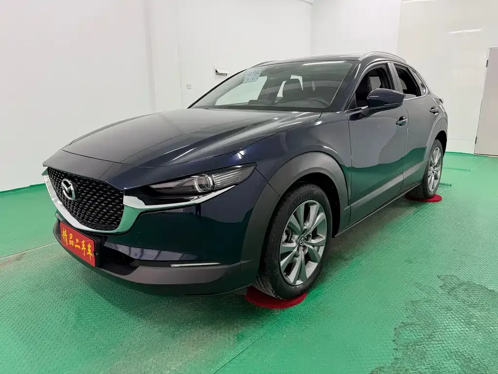Mazda CX-30 — фото 1