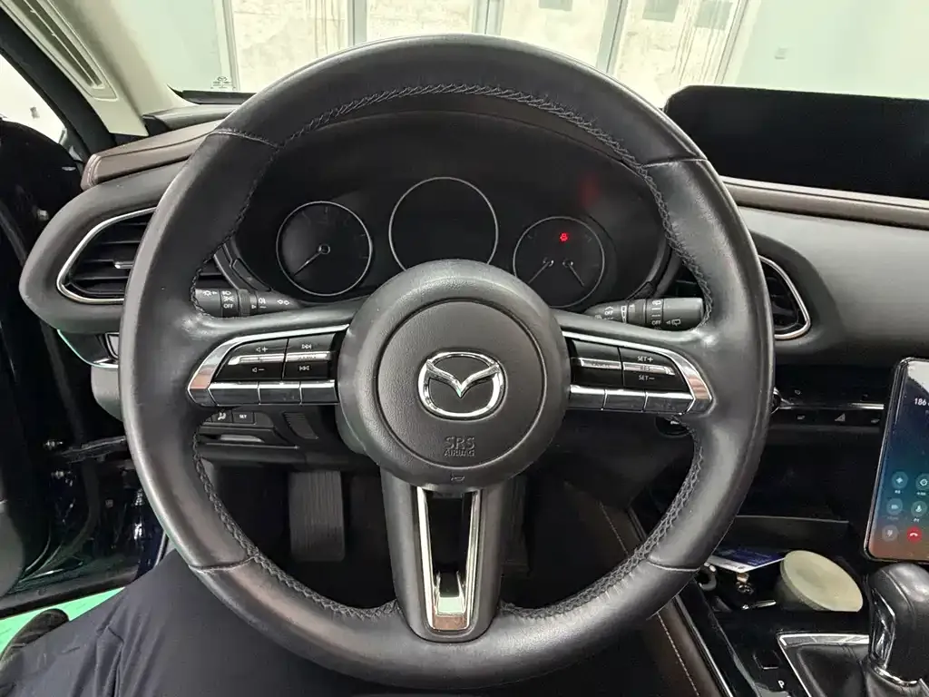 Mazda CX-30 — фото 2