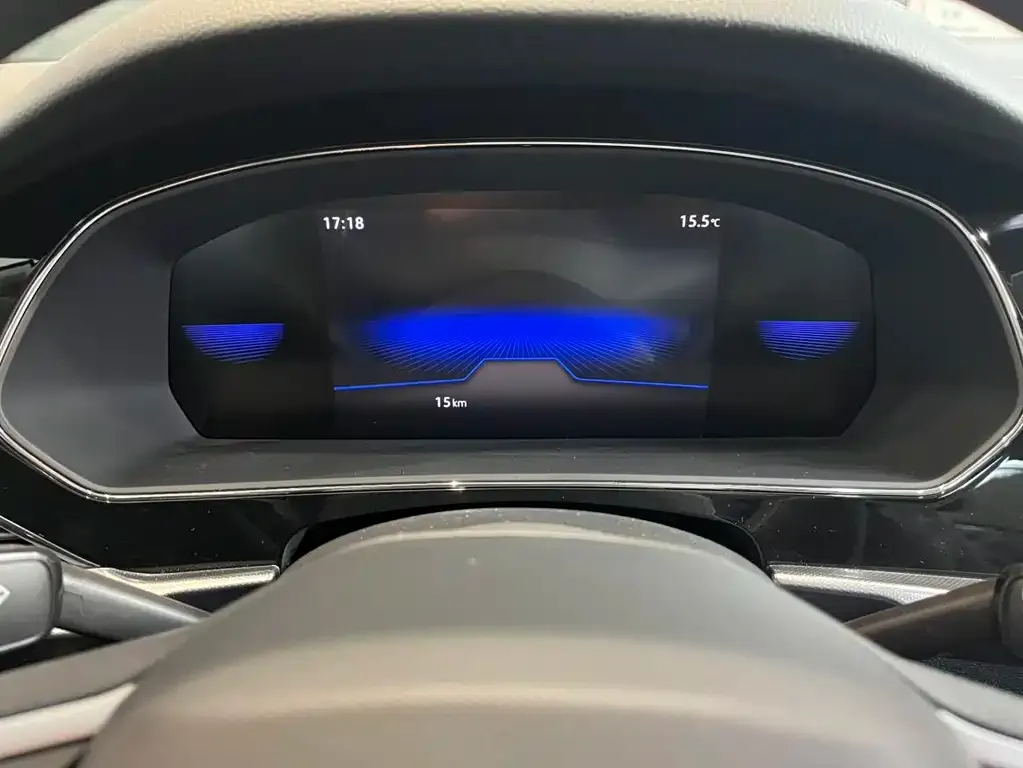 Volkswagen Passat New Energy — фото 2