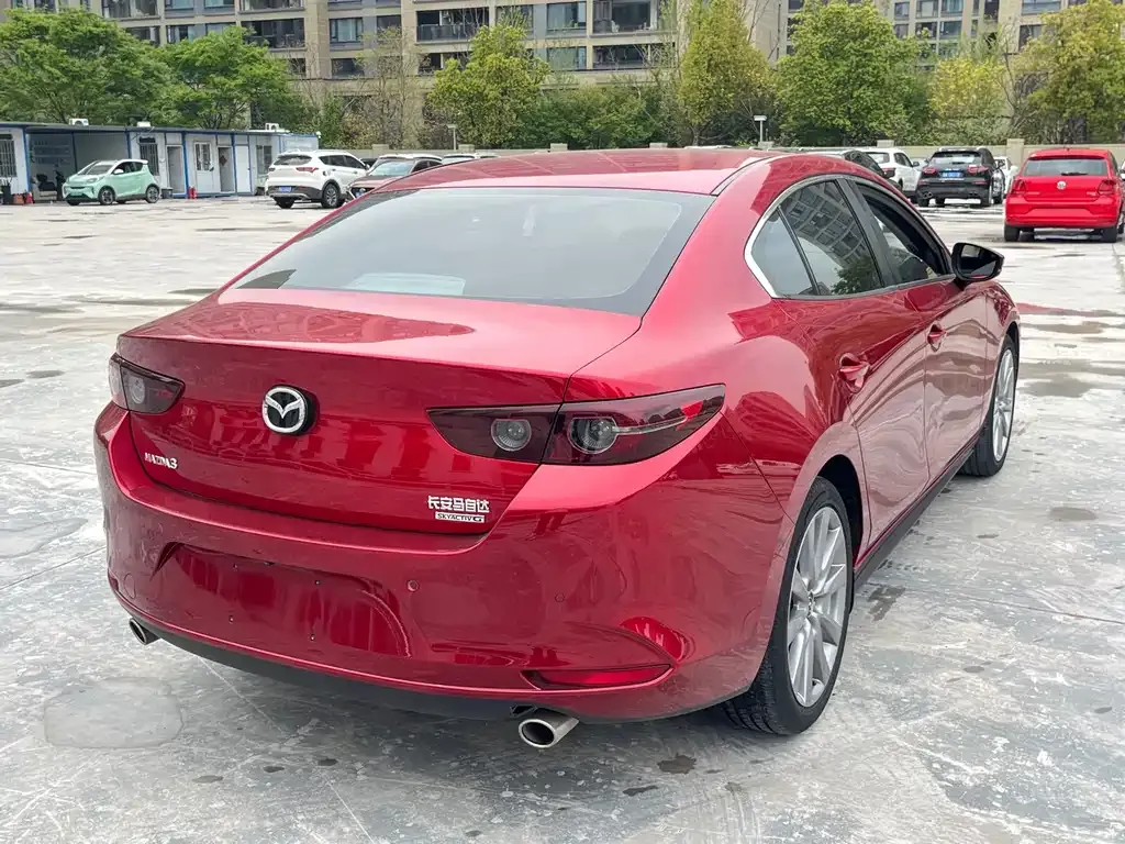 Mazda 3 Axela — фото 10